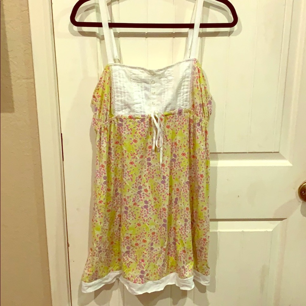 Vera Wang night gown